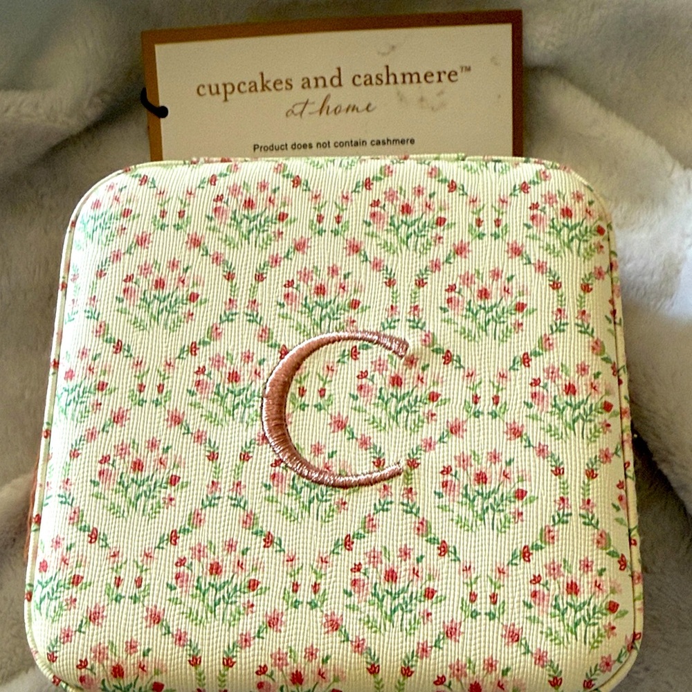Cupcakes & Cashmere Floral Patterned Box with Pink Tassel